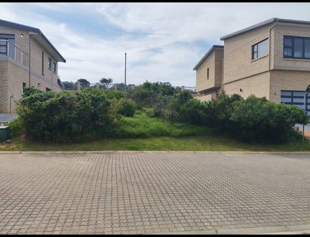 352M² VACANT LAND FOR SALE IN DANA BAY
